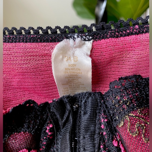 Vintage Floral corset tank top - Picture 3 of 3